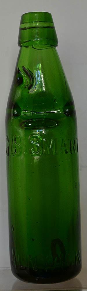 GREEN GLASS CODD BOTTLE, SMART ALNWICK.