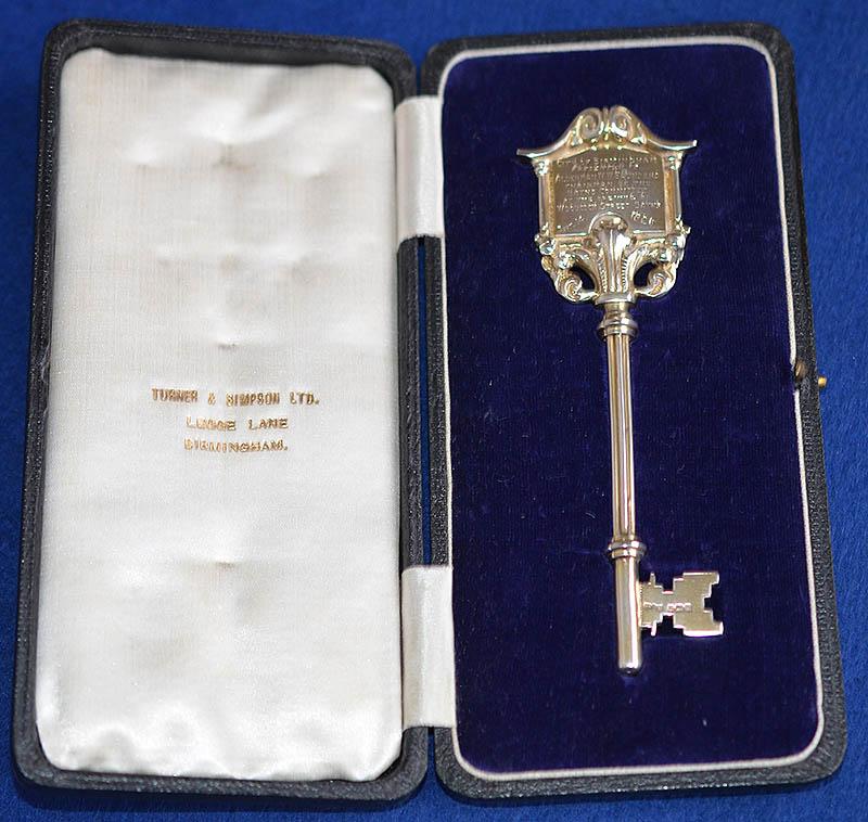 CASED SILVER BIRMINGHAM PRESENTATION KEY.