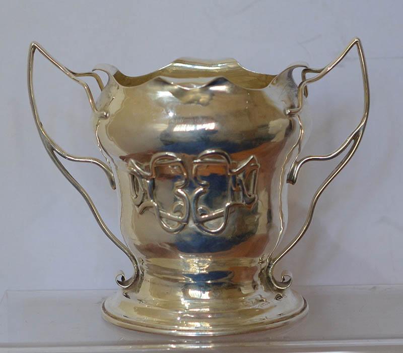 SILVER DECORAIVE ART NOUVEAU BOWL.
