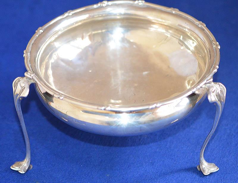 SILVER ART NOUVEAU FRUIT BOWL.