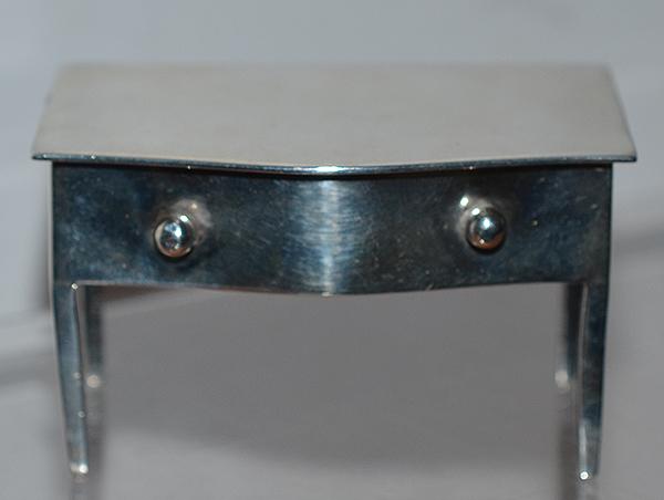 SILVER EDWARDIAN NOVELTY STAMP BOX DESIGNED AS A TABLE.