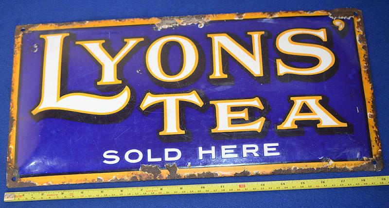 LYONS TEA ENAMEL ADVERTING SIGN.